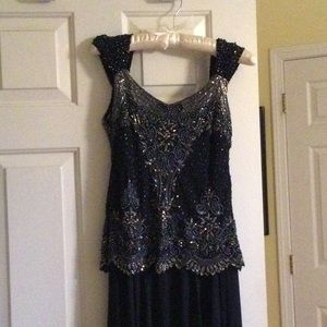 JKARA size 6 gown Navy Blue